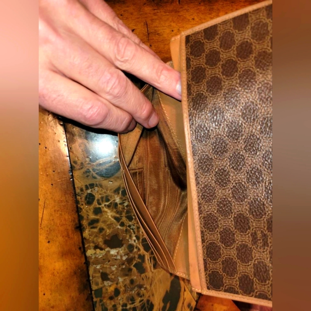 Celine leather bi fold wallet - Picture 3 of 11